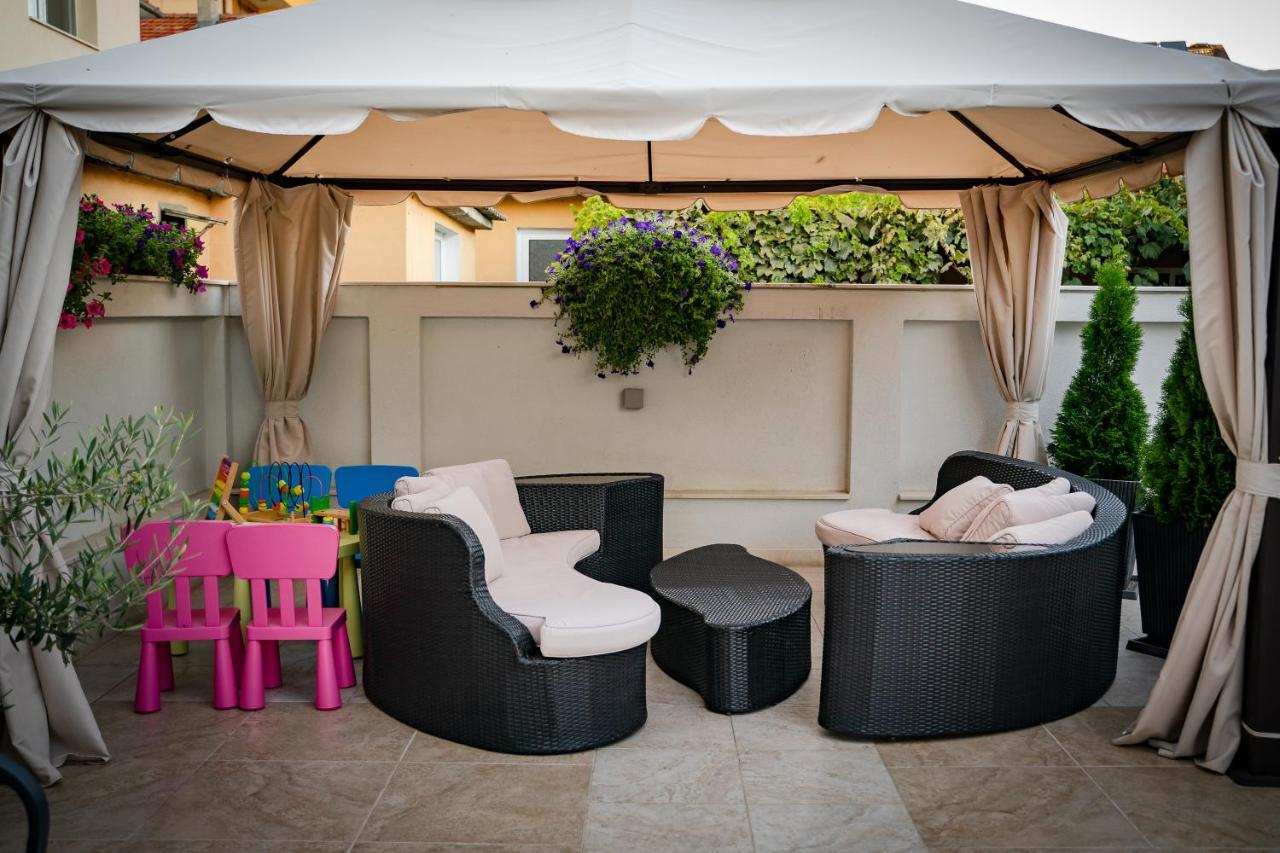 Family Hotel Laxo Obzor Exterior photo